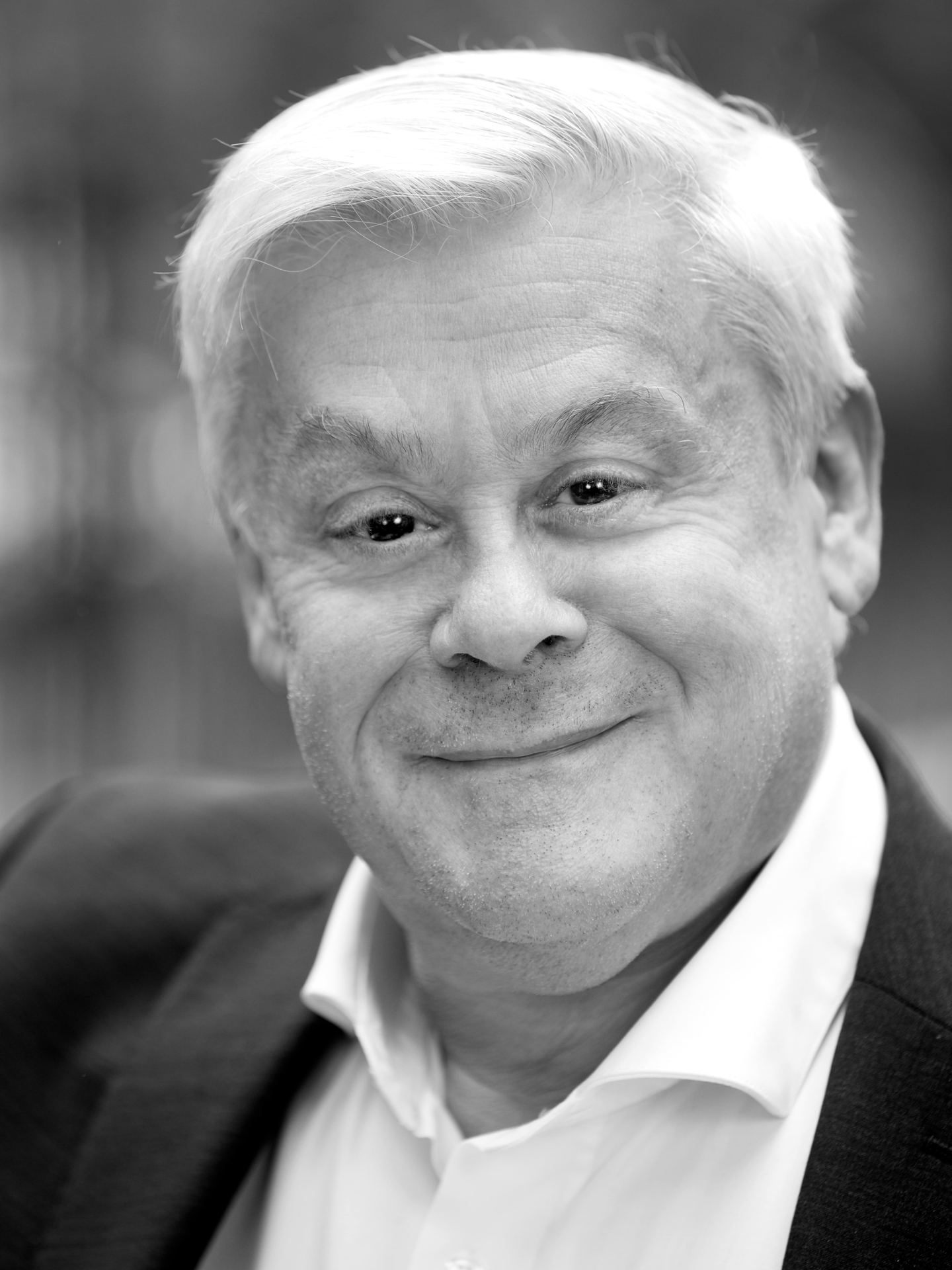 Senior team Cowell Group